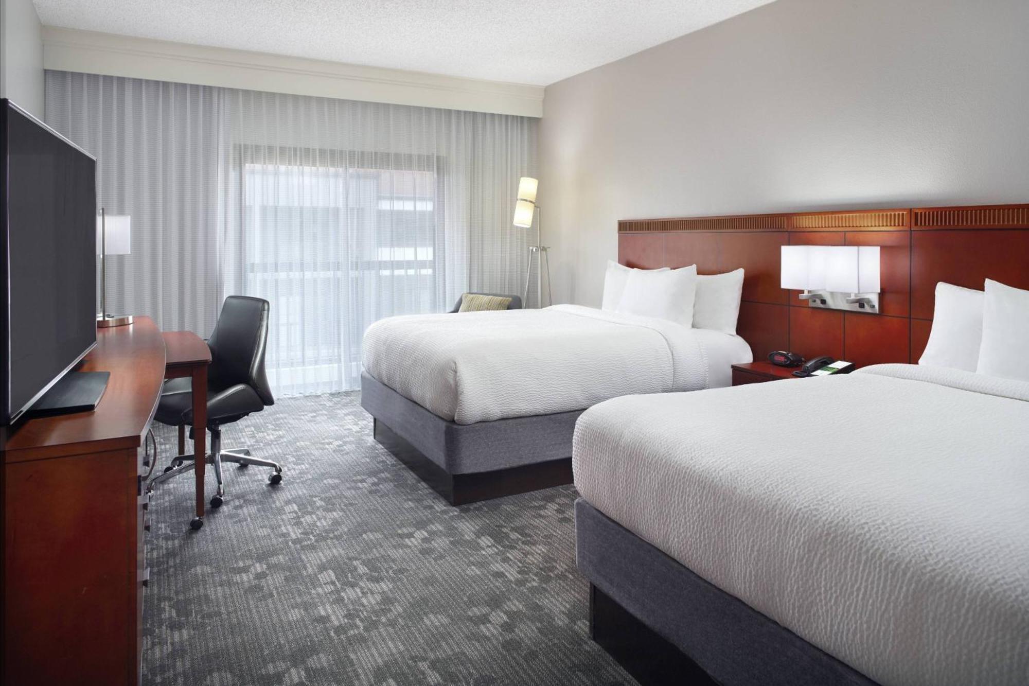 Courtyard Greenville Haywood Mall Экстерьер фото