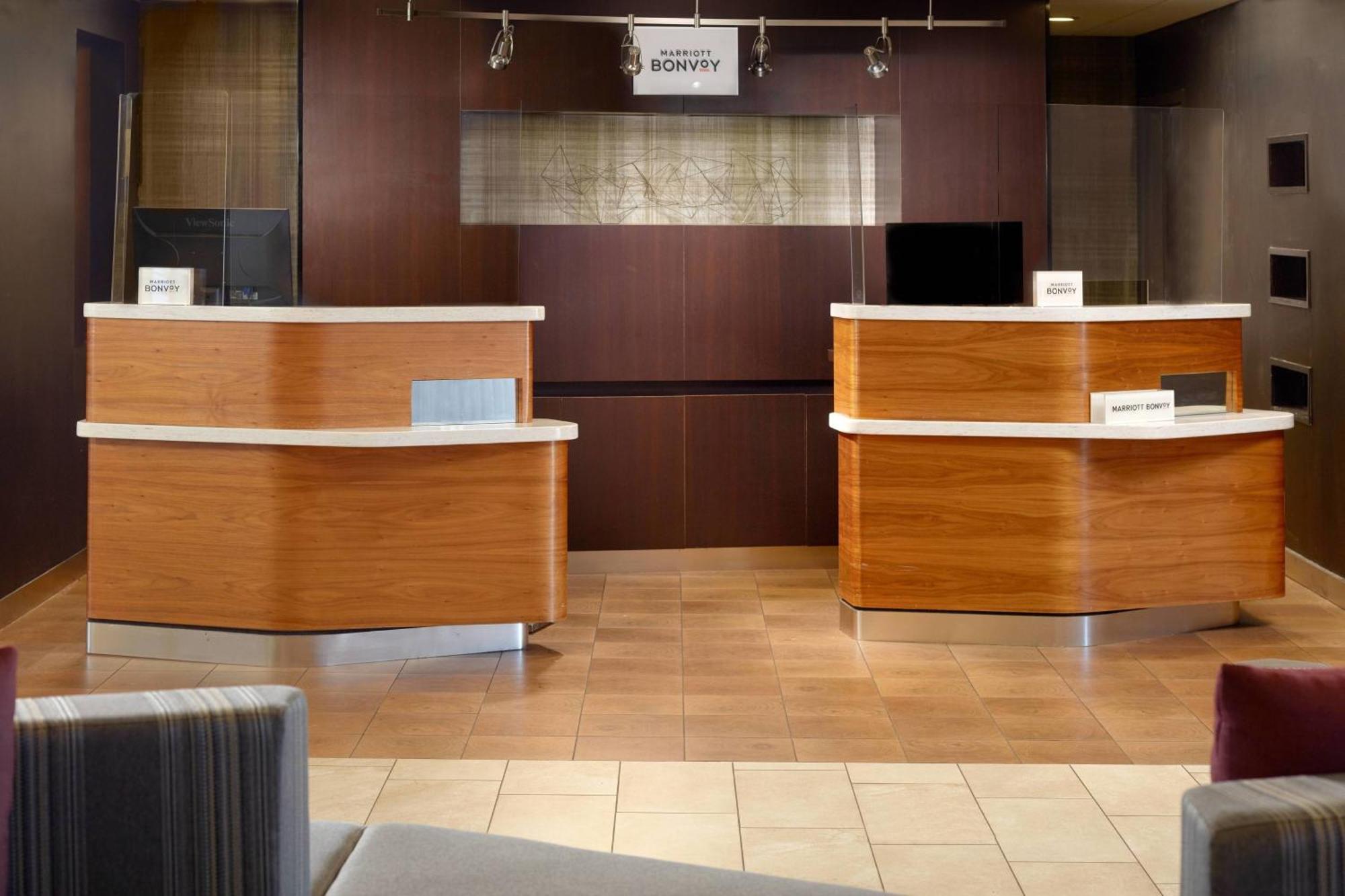 Courtyard Greenville Haywood Mall Экстерьер фото