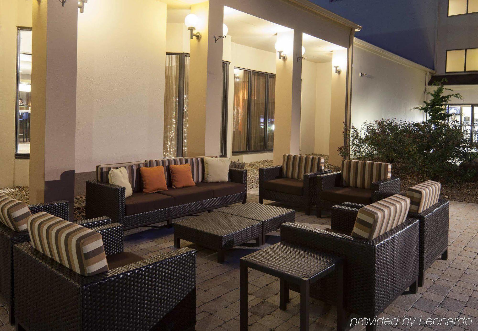 Courtyard Greenville Haywood Mall Экстерьер фото